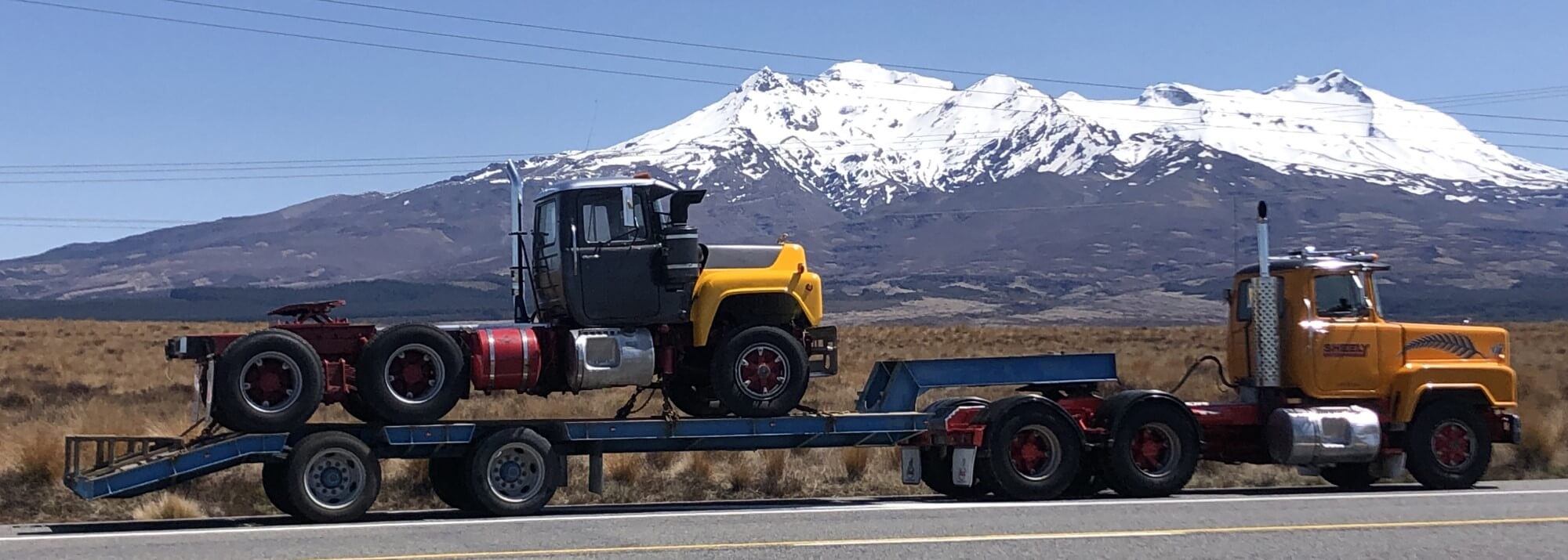 trucks-earthworks-mt (1) trucks-earthworks-mt (1)